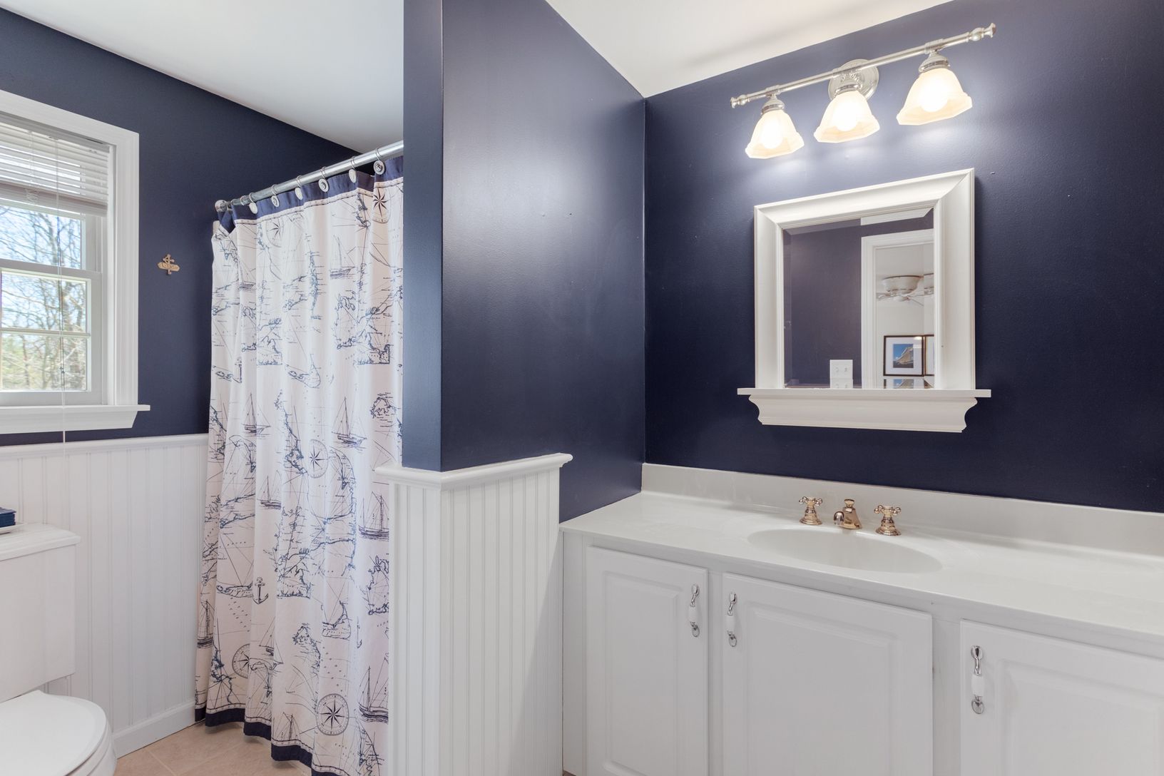  guest room 1 en-suite bath