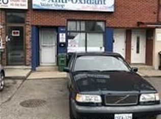 2415 Saint Clair Ave W, Toronto, ON M6N1K9