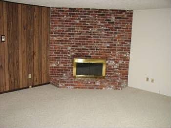 3rd image of 101 NW 69th St