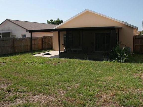 4th image of 9905 Dean Cove Ln