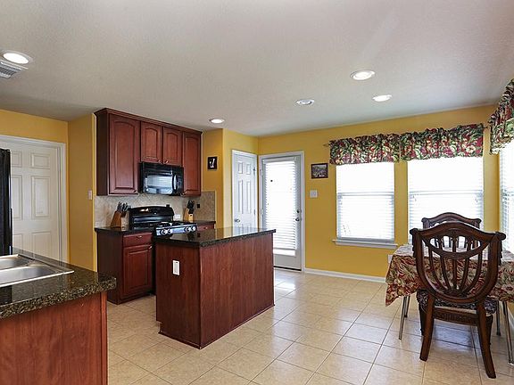 5th image of 4202 Black Mesa Ct