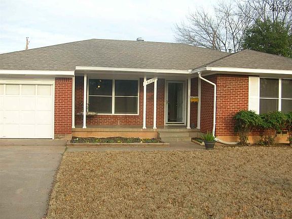 3rd image of 4209 Sondra Dr