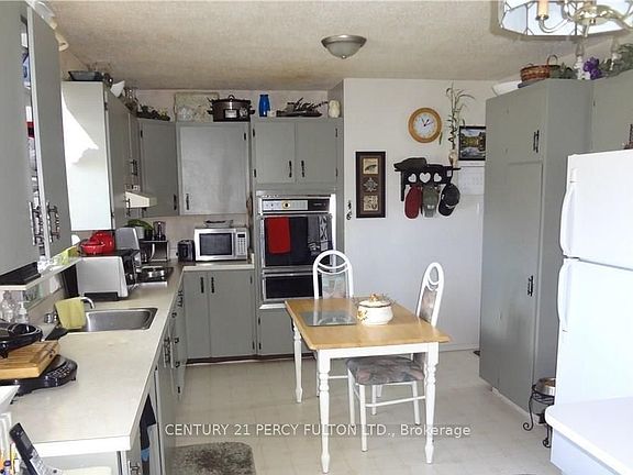 5th image of 1343 B Chenaux Rd