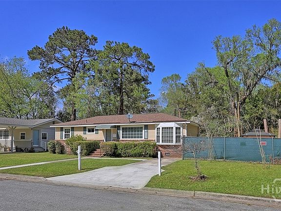 2nd image of 2444 E 39th Street