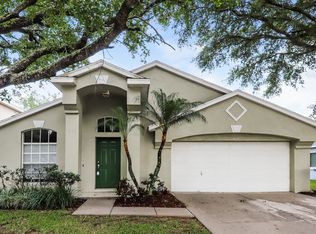 402 Sonoma Dr, Valrico, FL 33594