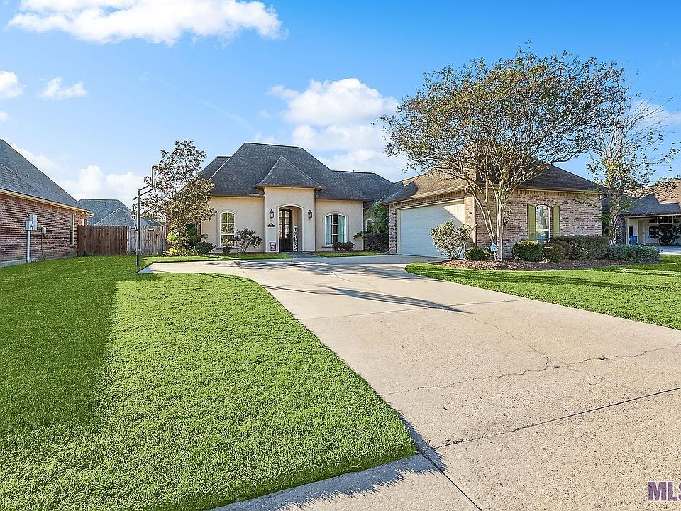 1st image of 13199 Cypress Swamp Dr