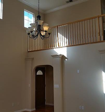 4th image of 292 Sunnyslope Ave