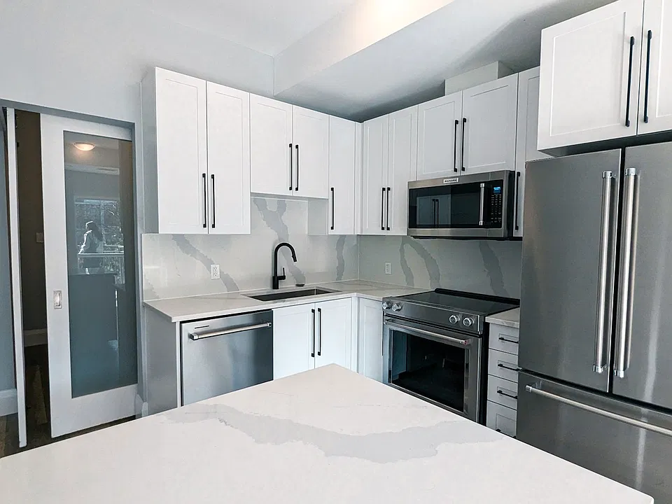 51 David St #101