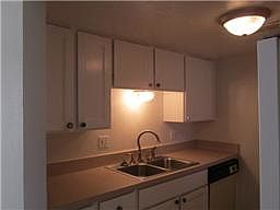 2nd image of 105 W Doyle St APT 19