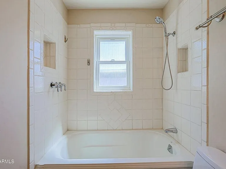 6203 N 12th Pl — Photo 16