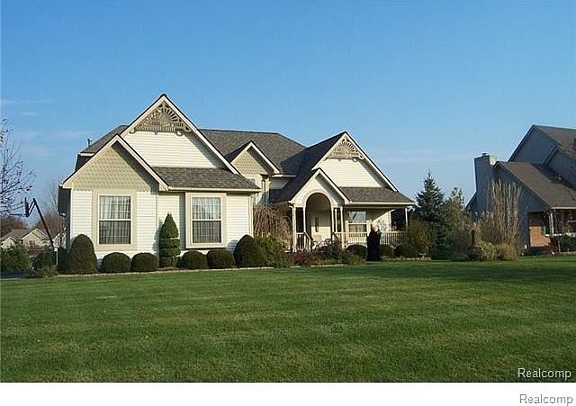 1st image of 7553 Jonquil Ct