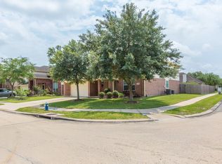 4712 Buescher Ct, Pearland, TX 77584