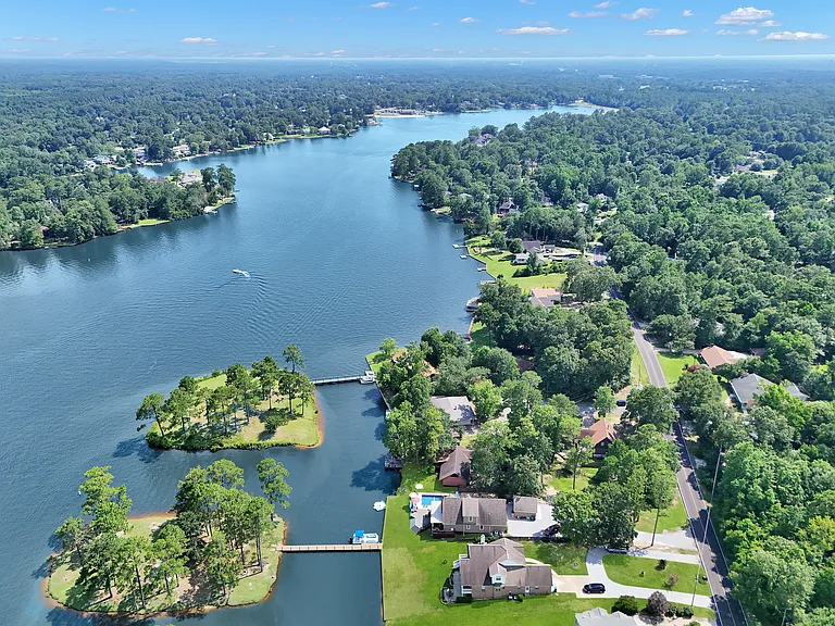 726 W Lakeshore Dr — Photo 22