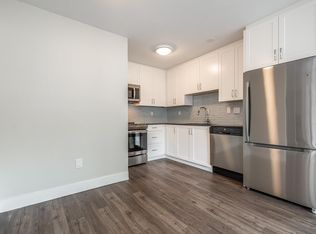 Royal Graham Apartments, Victoria, BC V8T 3Y9