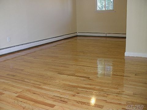 4th image of 26 Oakley Ave