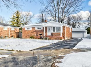 917 Carolina, Marysville, MI