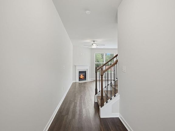 3rd image of 3617 Prospect Point Dr