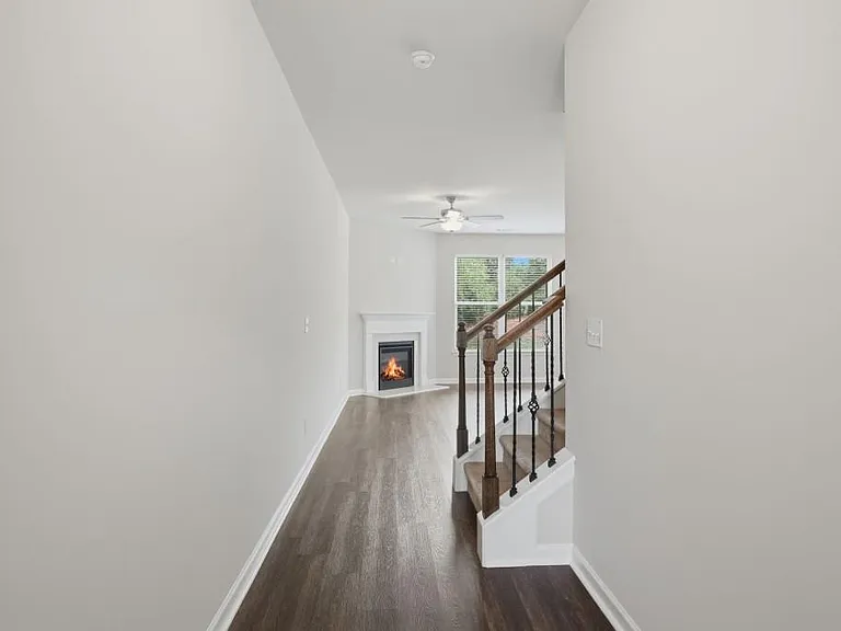 3617 Prospect Point Dr — Photo 3