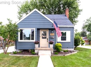 1642 Princeton Rd, Berkley, MI 48072