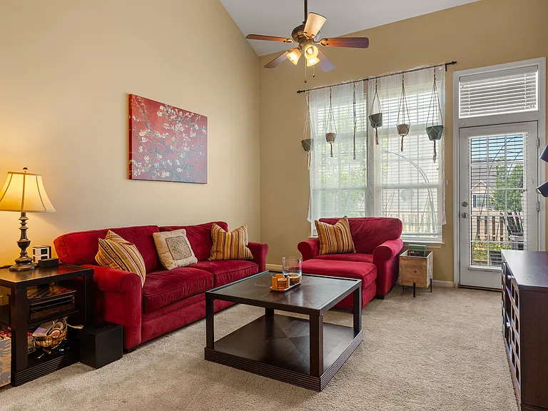 418 Cedar Pines Dr — Photo 13