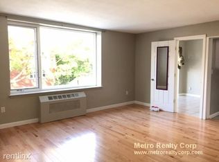 216 Saint Paul St APT 302, Brookline, MA 02446