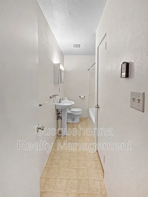 1 bed, 754 sqft, $1,125 — Photo 2