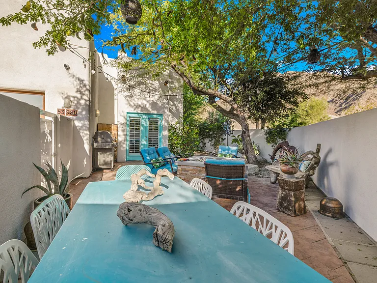 53980 Avenida Mendoza — Photo 10