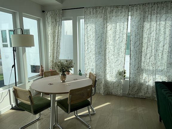 5th image of 3061 Begonia Pl