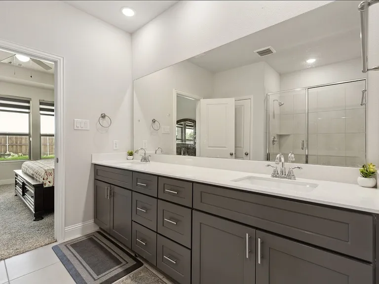 3640 Lillian Ct — Photo 22