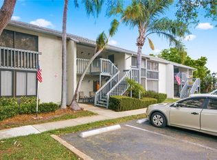 11201 122nd Ave APT 208, Largo, FL 33778