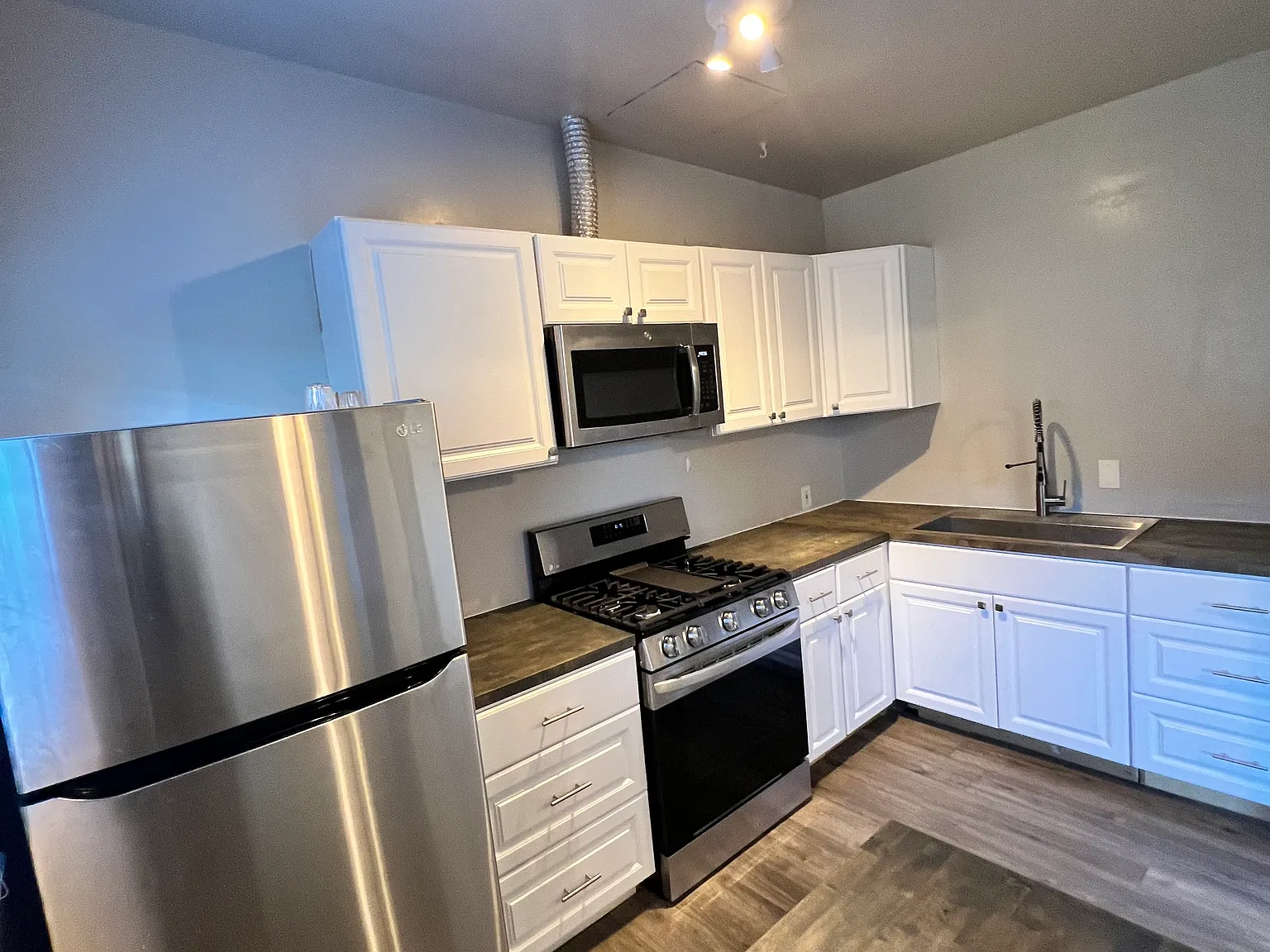 1 bed, 600 sqft, $1,695 — Photo 3