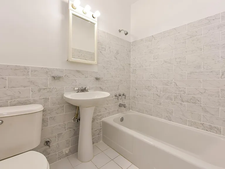 1021 Arlington Blvd #313 — Photo 15