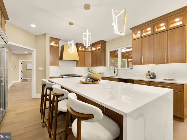 16229 Black Rock Rd, Germantown, MD 20874