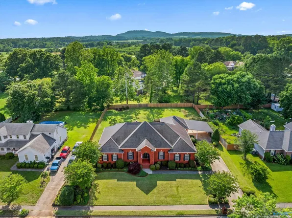 106 Mar Jo Ln, Harvest, AL 35749