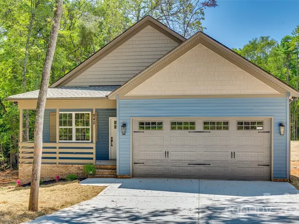 940 Jackson Rd, Fort Lawn, SC 29714
