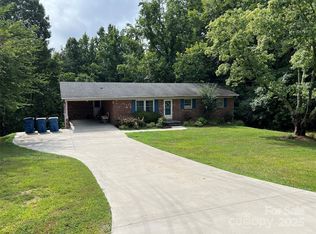 1111 S Skyland Dr, Mount Pleasant, NC 28124