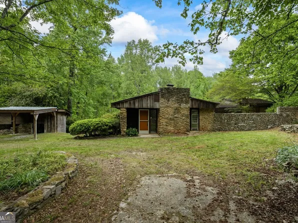 5493 Alexanders Lake Rd SW, Stockbridge, GA 30281