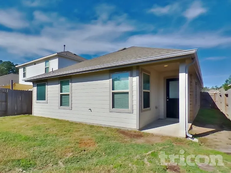 210 Pine Cavern Dr — Photo 15