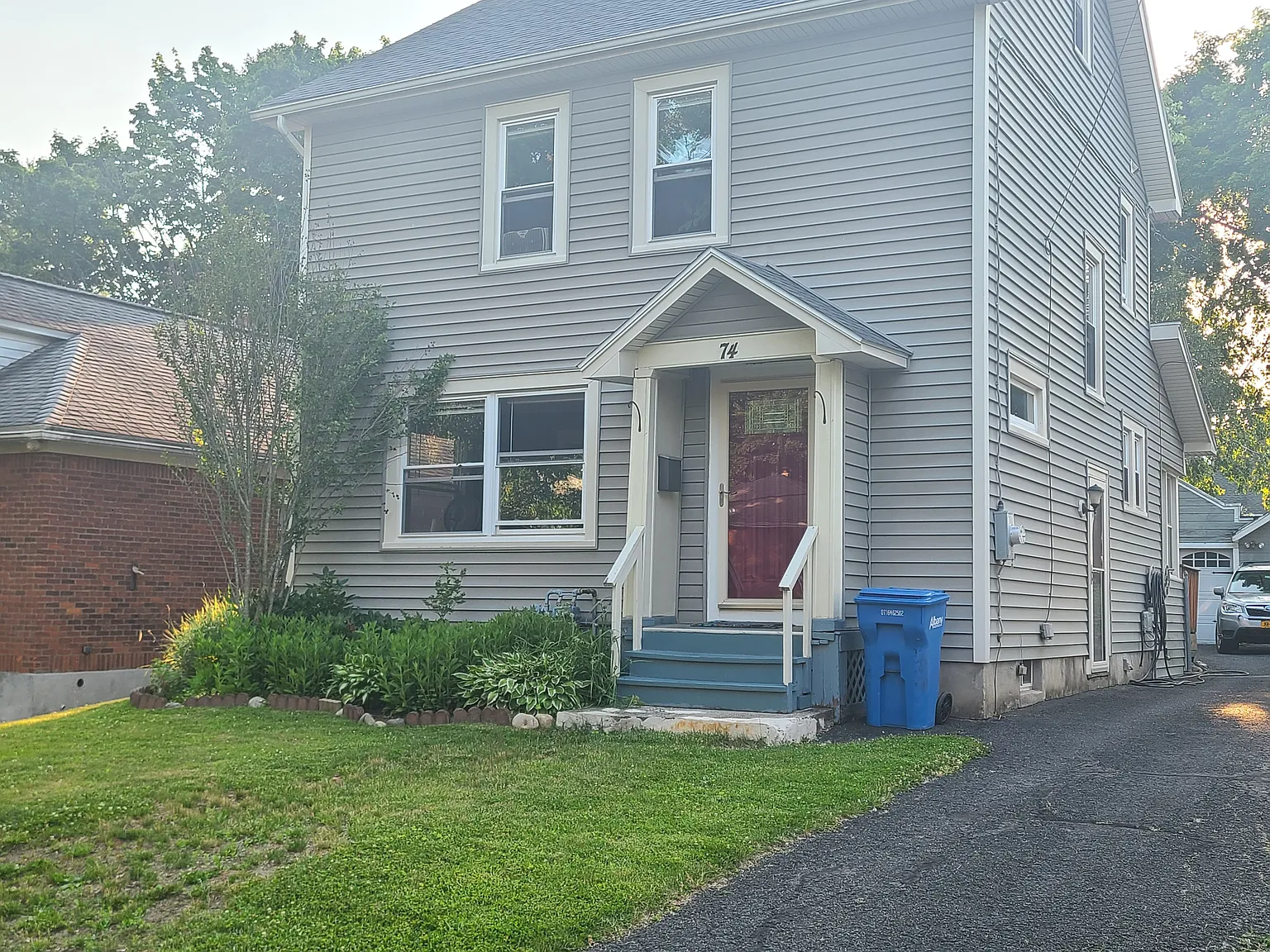 74 Van Schoick Ave — Photo 1