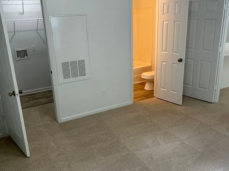 Arlington Apartments — Photo 69