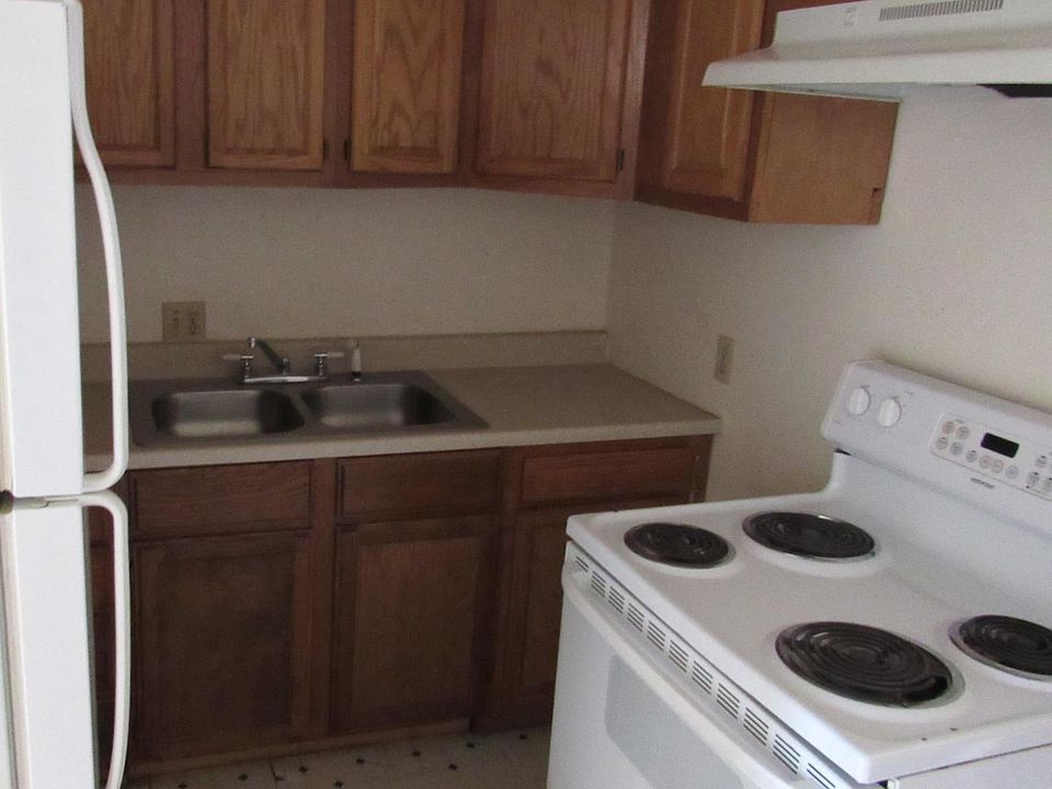 1st image of 312 8th St #22