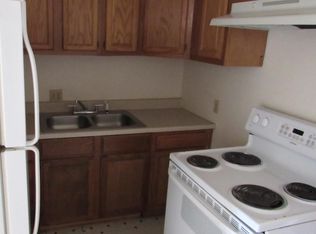 312 8th St #22, Ogden, KS 66517