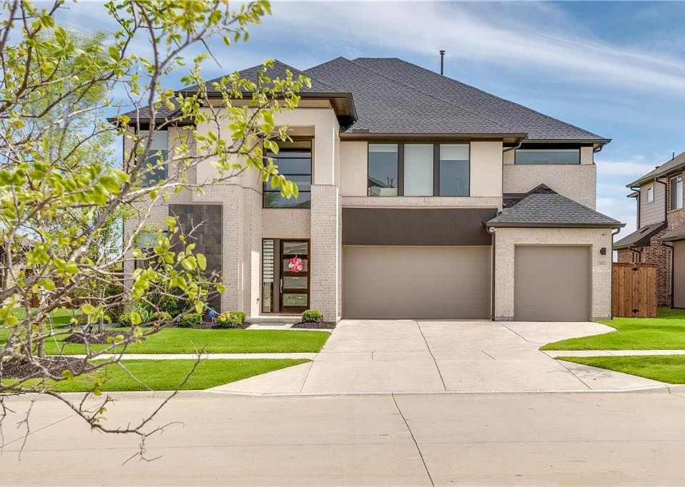 1st image of 583 Laverton Dr