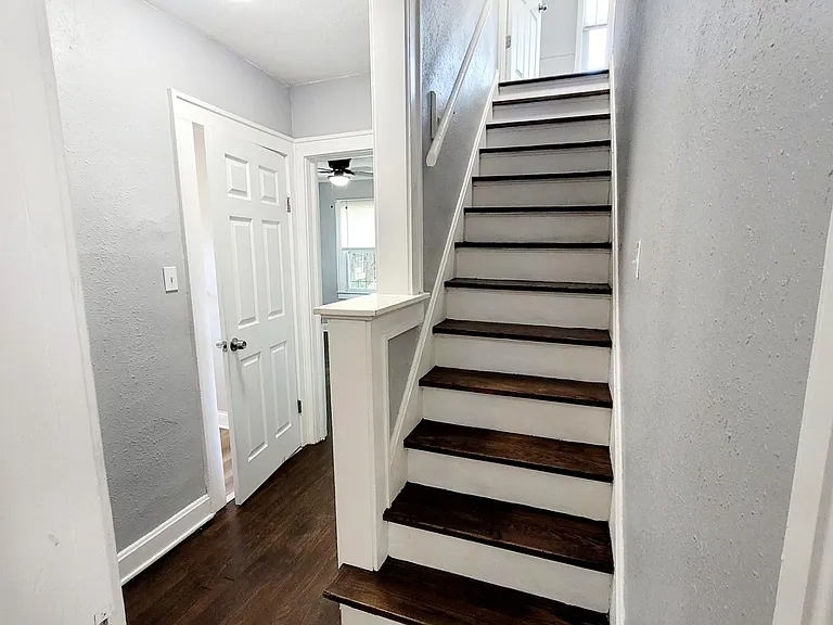 5248 Euclid Ave — Photo 24