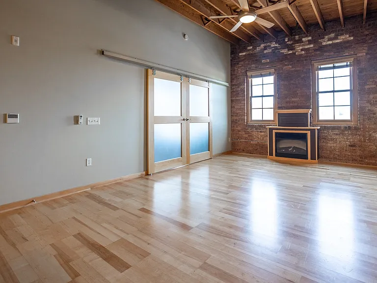 600 N Main Ave — Photo 14
