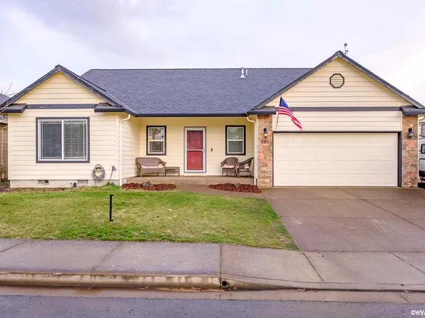 751 5th St, Jefferson, OR 97352