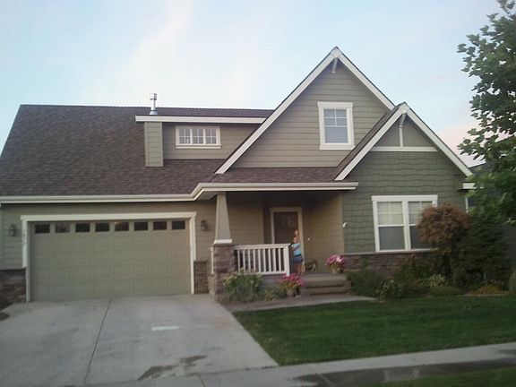 2nd image of 1815 W Yaquina Dr