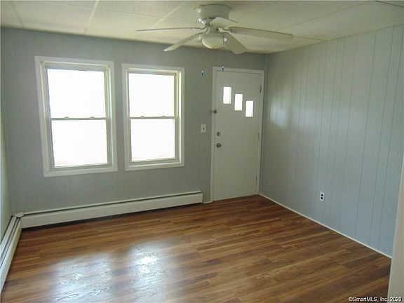 4th image of 67 Harwinton Ave #1