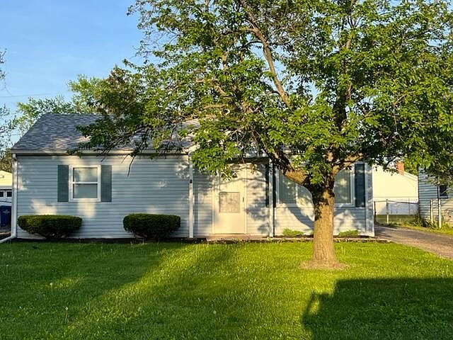 1st image of 228 Saint Christopher Ln