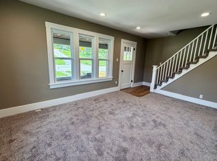 413 Hickory St, Jefferson City, MO 65101